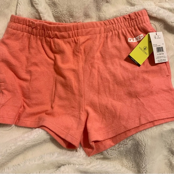 Volcom Other - Girls Volcom fleece shorts 10/12 large nwt